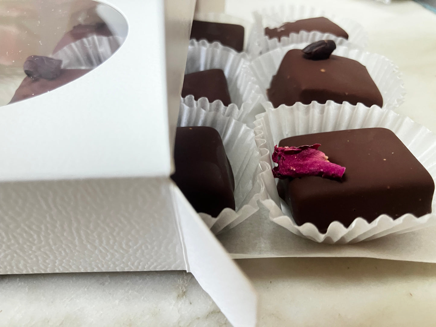 75% Dark Chocolate Oko Caribe Truffle Set